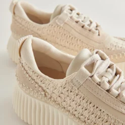 Dolen Sneaker