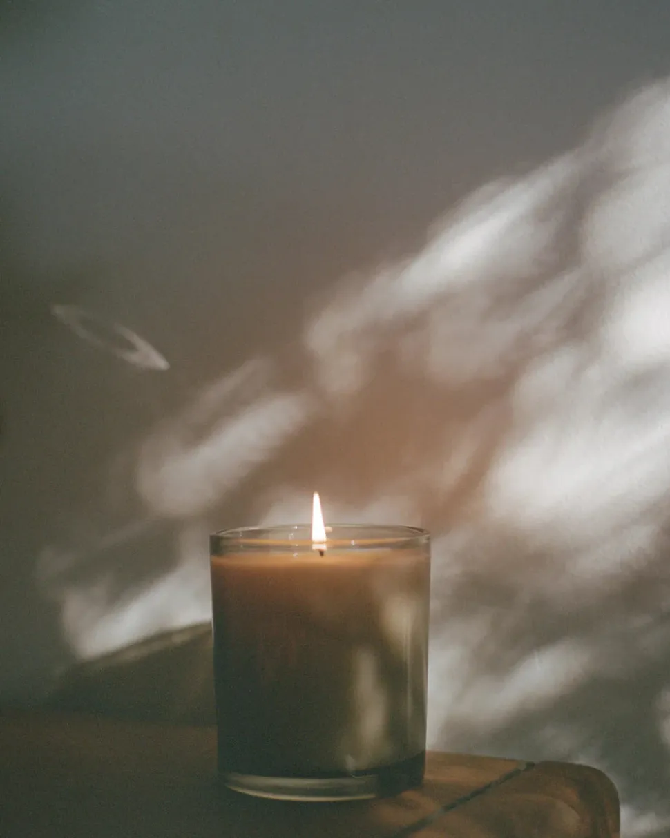 No. 9 Santal Candle