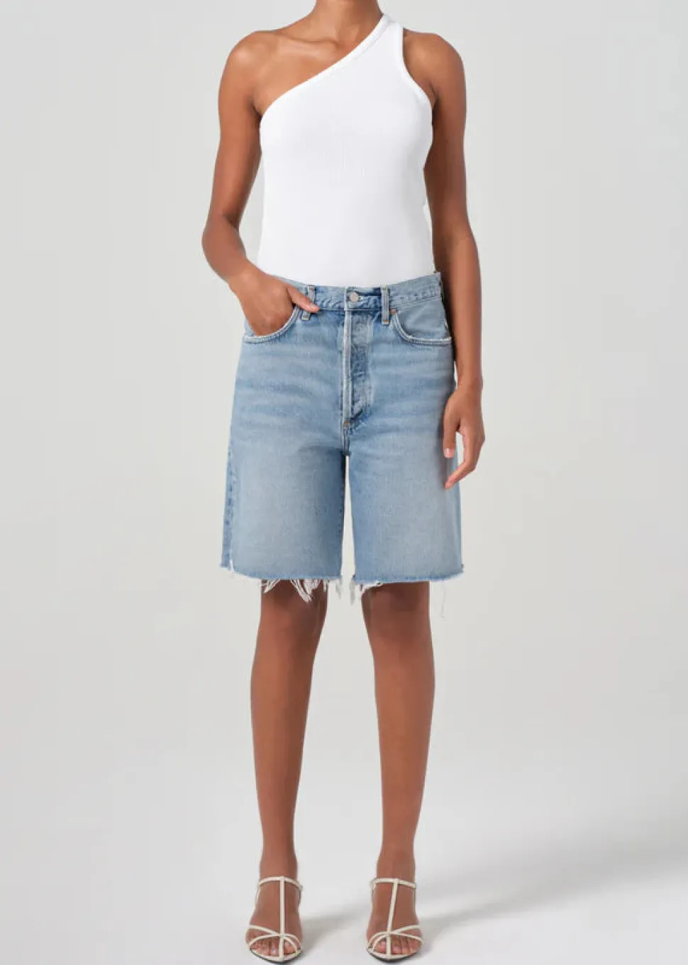 90's Short in Force